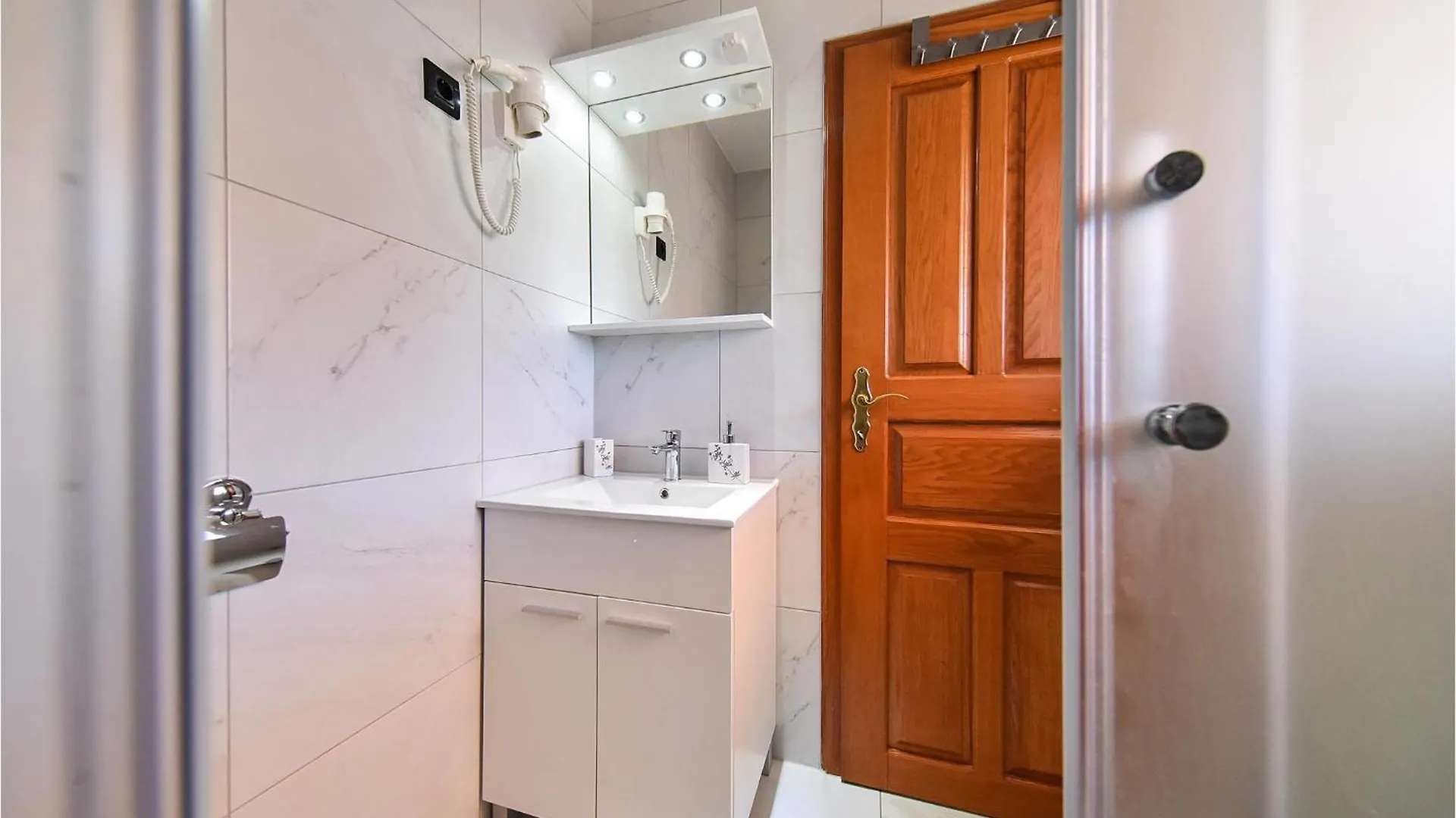 2 Bedroom Beautiful Apartment In Privlaka  Privlaka (Zadar)